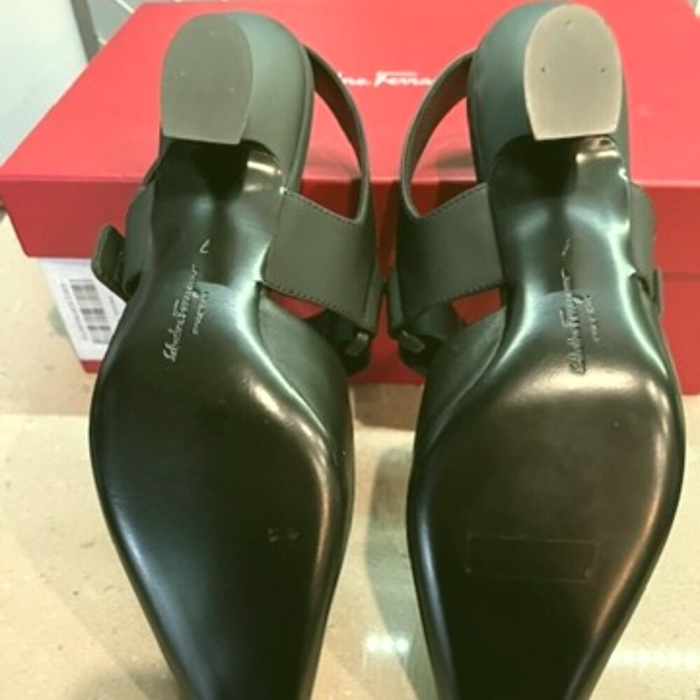 Ferragamo Sagar 40 Lambskin Slingback Pumps - Women - US7C - NWT - Picture 12 of 12